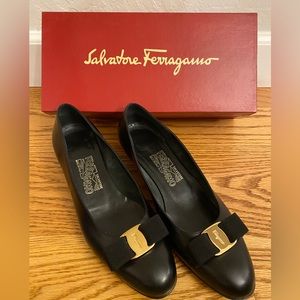 Salvatore Ferragamo women's shoes size 8